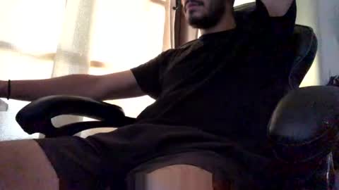 Snapshot of titanenh chatting on 03.05.25 Titan online show from 03.05.25