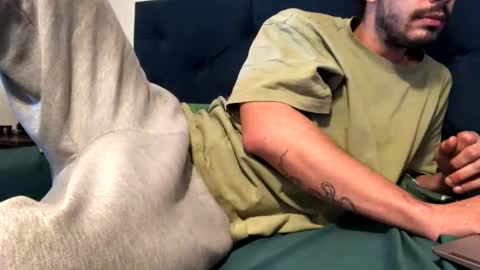 Snapshot of titanenh chatting on 10.12.25 Titan online show from 10.12.25