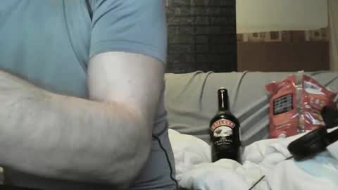 Snapshot of titfred54380 chatting on 02.01.25 frederic online show from 02.01.25