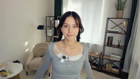 Megan online show from 09.15.25
