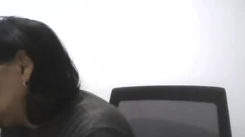 Snapshot of titssmall123 chatting on 06.27.26 Ester online show from 06.27.26