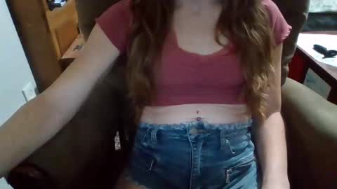 Snapshot of tittygirl8 chatting on 01.08.25 Tittygirl8 online show from 01.08.25