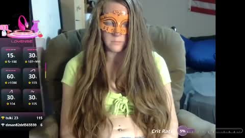 Snapshot of tittygirl8 chatting on 09.14.25 Tittygirl8 online show from 09.14.25