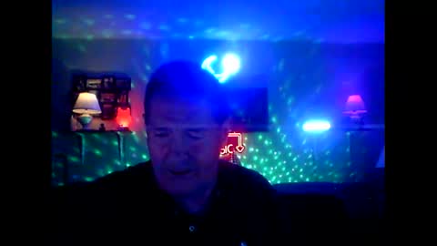Snapshot of tkthedj chatting on 04.19.26 TK online show from 04.19.26