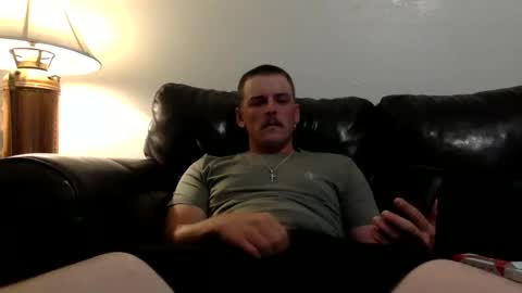 Snapshot of tnich28 chatting on 10.07.25 tnich28 online show from 10.07.25