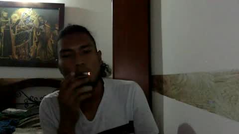 Snapshot of tnptlhvgyqcy chatting on 11.15.25 DESTROY.S online show from 11.15.25