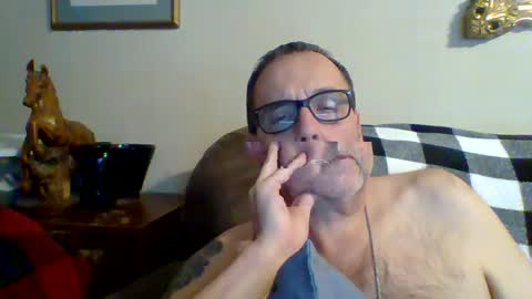 Snapshot of tnvols1968 chatting on 03.07.25 Vols online show from 03.07.25