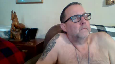 Snapshot of tnvols1968 chatting on 03.08.25 Vols online show from 03.08.25