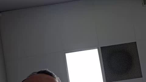 Snapshot of tnvols1968 chatting on 03.10.25 Vols online show from 03.10.25