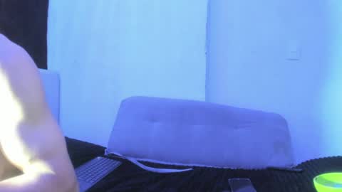 Snapshot of tobiassmith69 chatting on 05.28.26 Tobias Smith online show from 05.28.26