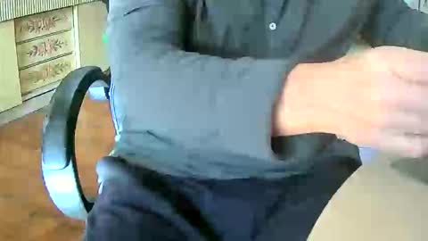 Tobiko online show from 12.22.25