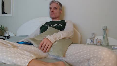 Snapshot of toffmen chatting on 02.02.25 Daniel Bisexual uncut 20cm online show from 02.02.25