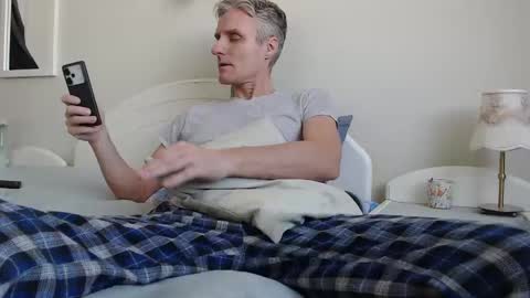 Snapshot of toffmen chatting on 02.16.25 Daniel Bisexual uncut 20cm online show from 02.16.25