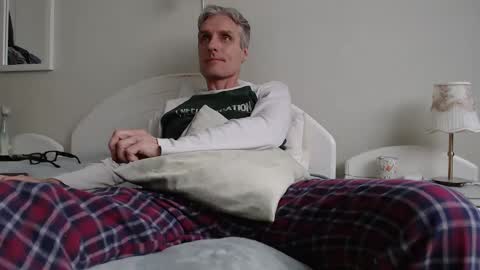 Snapshot of toffmen chatting on 03.02.25 Daniel Bisexual uncut 20cm online show from 03.02.25