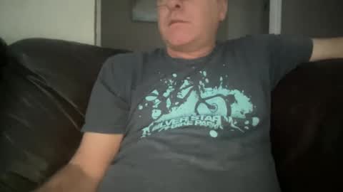 Snapshot of toggaman chatting on 12.31.24 Joshua1983 online show from 12.31.24