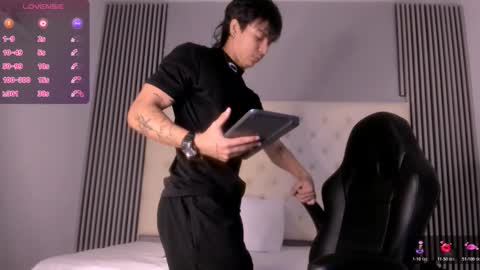 toji lee online show from 12.02.25