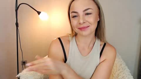 Snapshot of tokens_are_sexy chatting on 12.06.24 tokens_are_sexy online show from 12.06.24