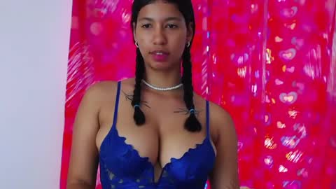 Adela y juan online show from 12.16.24