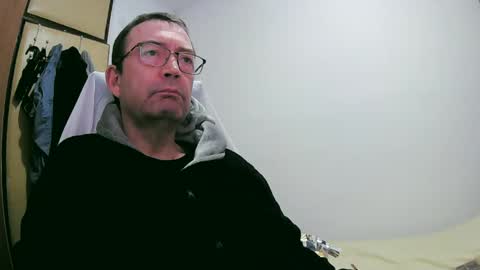 tolon408472 online show from 01.04.25