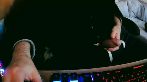 tolon408472 online show from 01.12.25