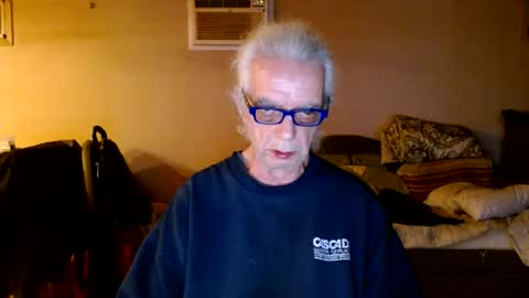 tom112292014 online show from 01.01.25