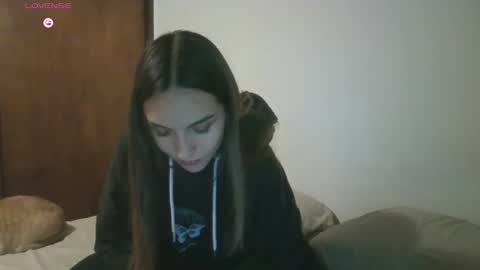 Snapshot of tom316972 chatting on 07.03.26 Flor online show from 07.03.26