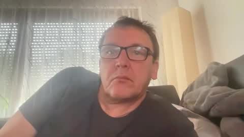Tom online show from 05.10.26