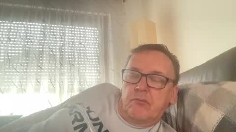 Tom online show from 06.11.26