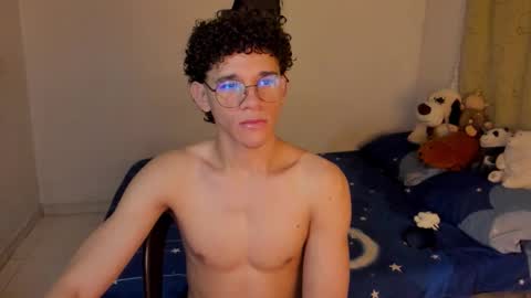 Snapshot of tom_blue10 chatting on 10.22.25 Tom Blue online show from 10.22.25