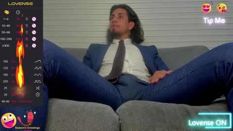 Snapshot of tom_blunt96 chatting on 12.03.24 TOM online show from 12.03.24