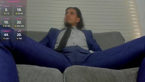 Snapshot of tom_blunt96 chatting on 12.24.24 TOM online show from 12.24.24