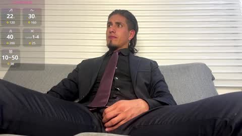 Snapshot of tom_blunt96 chatting on 01.03.25 TOM online show from 01.03.25