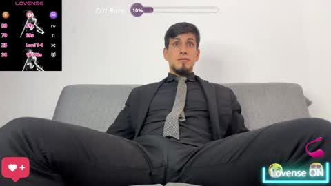 Snapshot of tom_blunt96 chatting on 04.22.26 TOM online show from 04.22.26