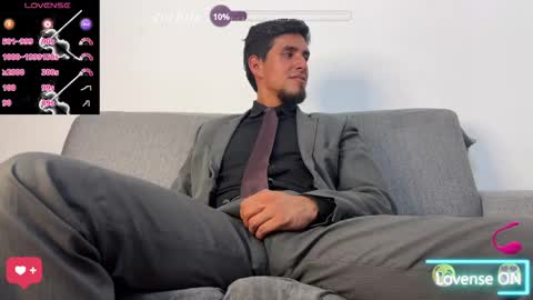Snapshot of tom_blunt96 chatting on 04.30.26 TOM online show from 04.30.26