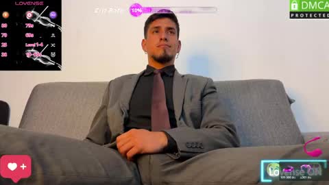 Snapshot of tom_blunt96 chatting on 05.24.26 TOM online show from 05.24.26