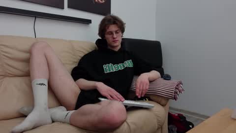 Snapshot of tom_chance chatting on 12.18.24 tom online show from 12.18.24