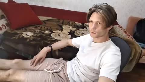 Tom Elmo online show from 10.07.25