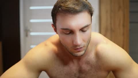 Tom online show from 09.20.25