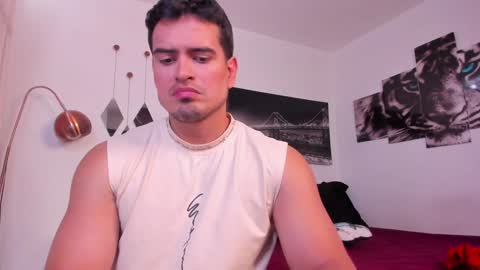 Snapshot of tom_mckleein chatting on 12.14.24 TOM MCKLEEIN instagram online show from 12.14.24