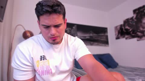 Snapshot of tom_mckleein chatting on 01.16.25 TOM MCKLEEIN instagram online show from 01.16.25