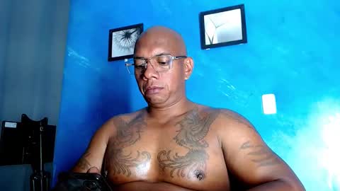 Snapshot of tom_miller chatting on 10.30.25 Tom Miller online show from 10.30.25