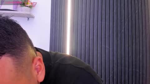 Tom muscle1 online show from 09.29.25