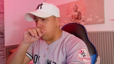 Tom muscle1 online show from 11.21.25