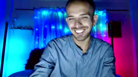 tomas gerauld. make me happy with 10000 tokens online show from 12.02.24