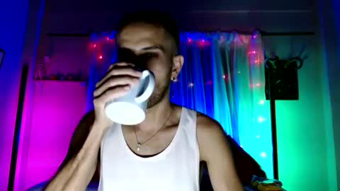 tomas gerauld. make me happy with 10000 tokens online show from 12.03.24