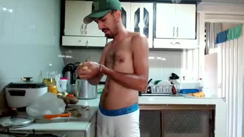 tomas gerauld. make me happy with 10000 tokens online show from 01.23.25