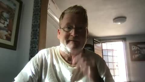 Snapshot of tomascausa chatting on 12.06.24 Hola online show from 12.06.24