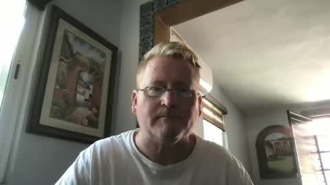 Snapshot of tomascausa chatting on 01.03.25 Hola online show from 01.03.25