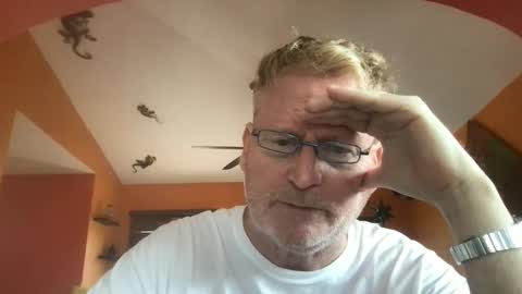 Hola online show from 12.03.25