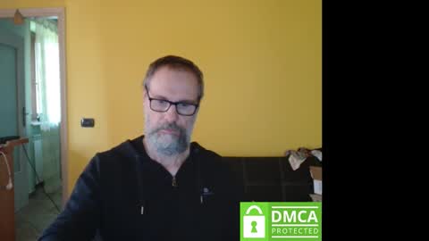 Snapshot of tomasmilian77 chatting on 10.29.25 Tomas Milian online show from 10.29.25